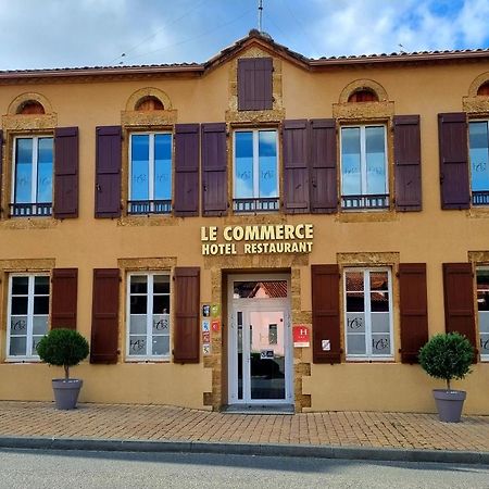 Hotel Restaurant Du Commerce Estang Exterior foto