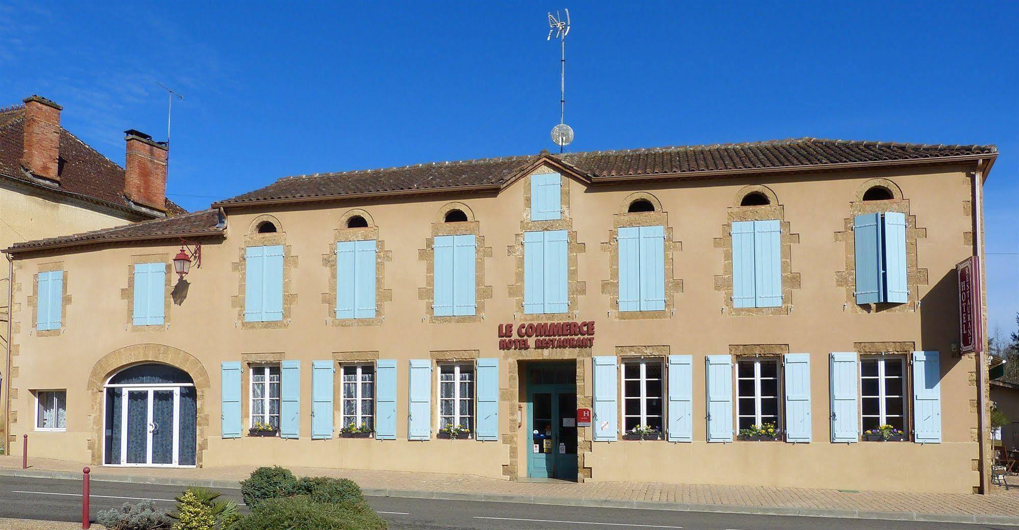 Hotel Restaurant Du Commerce Estang Exterior foto